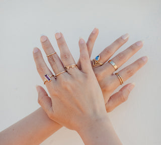 blue sheen moonstone
