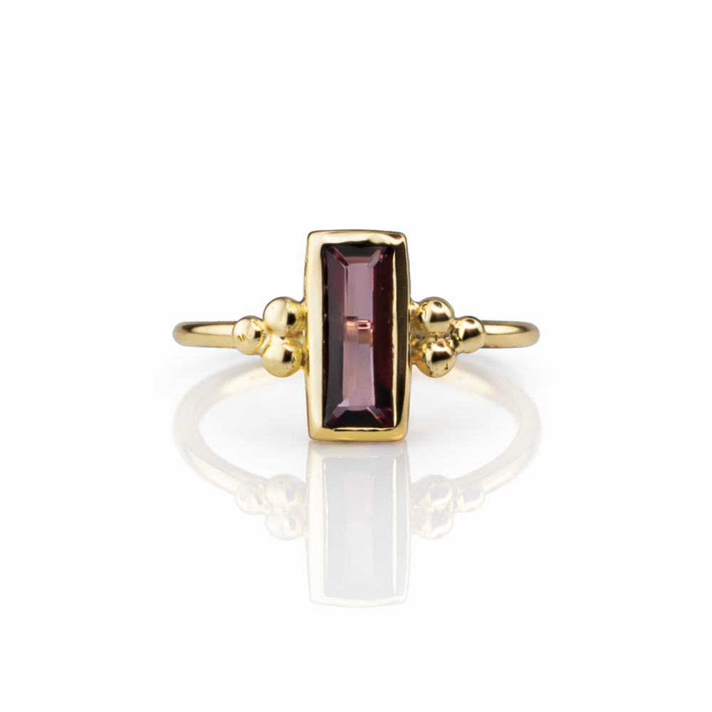 TRIA RING
